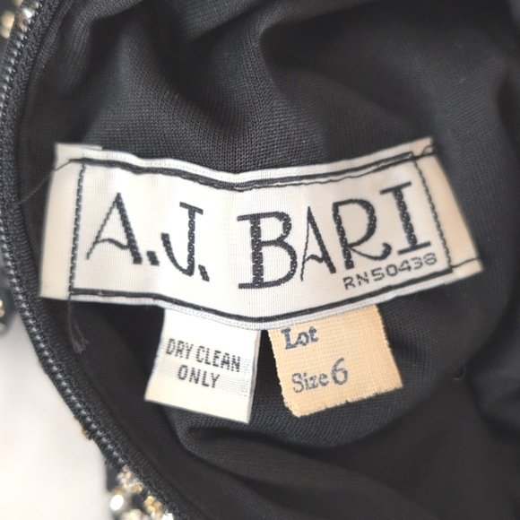 Vintage AJ Bari Equisite Black and Silver Sequined Open Back Body Con Dress SZ 6 - Picture 11 of 11